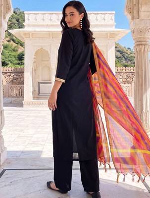 women regular thread work kurta with palazzos & with dupatta 5