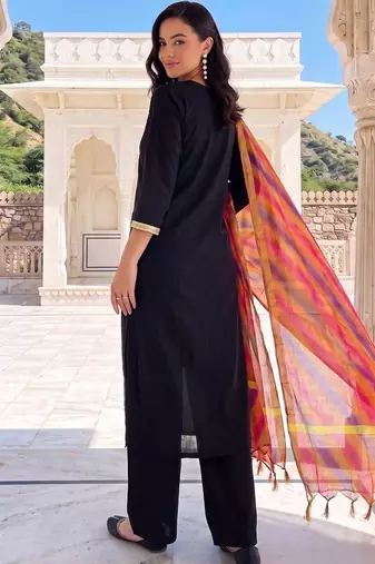 women regular thread work kurta with palazzos & with dupatta
