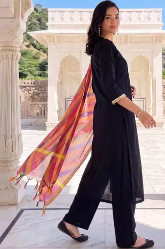women regular thread work kurta with palazzos & with dupatta