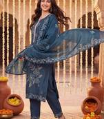 women floral embroidered regular thread work kurta with trousers & with dupatta