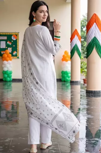 women ethnic motifs embroidered regular mirror work cotton kurta with trousers & with dupatta