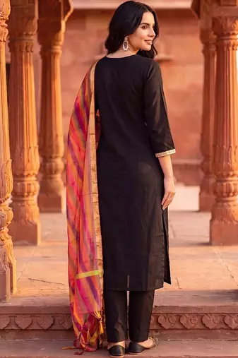 women ethnic motifs embroidered regular thread work kurta with trousers & with dupatta