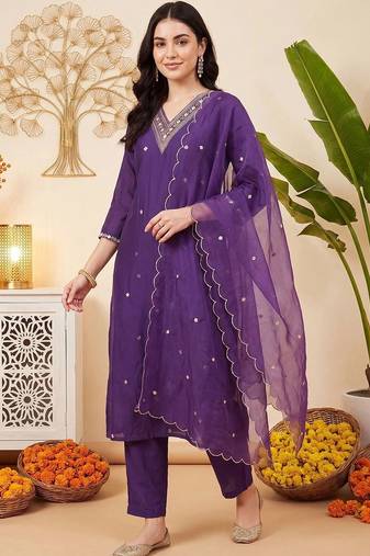 women ethnic motifs embroidered regular thread work kurta with trousers & with dupatta