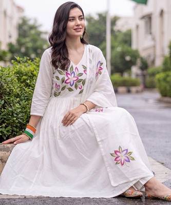 women floral printed empire cotton kurta with trousers & with dupatta 1