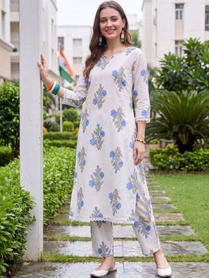 women floral printed regular cotton kurta with trousers 1