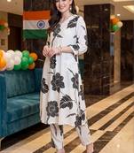 women floral printed regular kurta with trousers