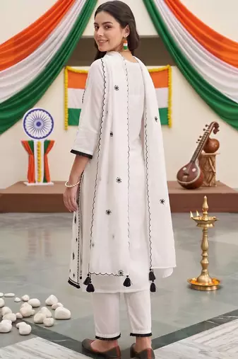women ethnic embroidered regular thread work kurta with trousers & with dupatta