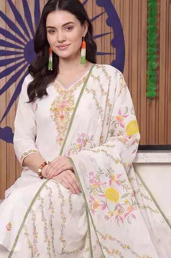women floral embroidered regular thread work cotton kurta with trousers & with dupatta