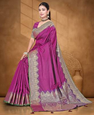 Banarasi magenta silk blend saree with golden zari work, border and tassels with blouse 5