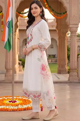 women floral embroidered regular thread work kurta with trousers & with dupatta
