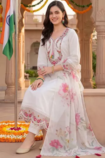 women floral embroidered regular thread work kurta with trousers & with dupatta