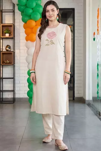 women floral embroidered regular thread work kurta with trousers