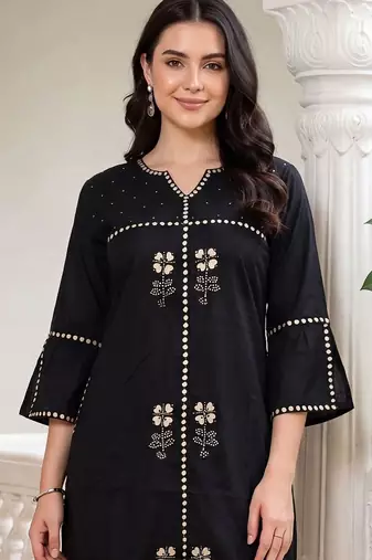 women floral printed regular cotton kurta with palazzos