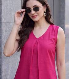 women regular kurta with trousers