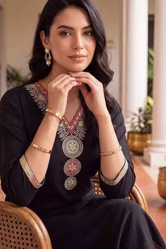 women ethnic motifs embroidered regular thread work kurta with palazzos & with dupatta