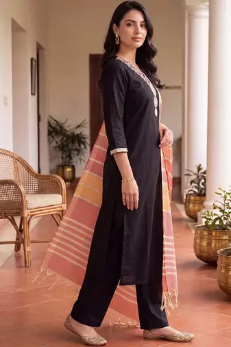 women ethnic motifs embroidered regular thread work kurta with palazzos & with dupatta