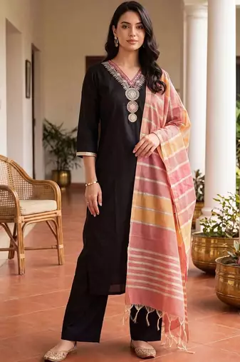 women ethnic motifs embroidered regular thread work kurta with palazzos & with dupatta