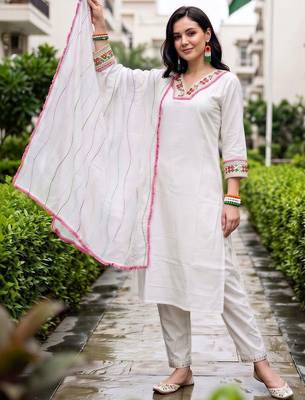 women ethnic motifs embroidered regular thread work kurta with trousers & with dupatta 1