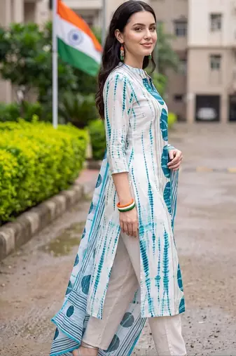 women dyed regular cotton kurta with trousers & with dupatta