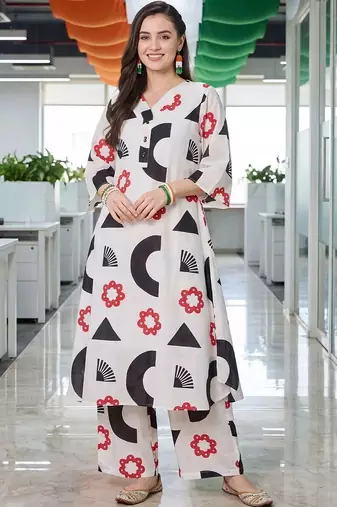 women printed regular cotton kurta with palazzos