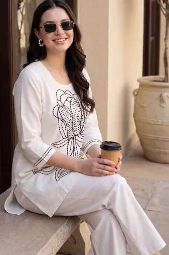 women floral embroidered regular thread work cotton kurta with palazzos