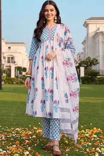 women floral printed empire cotton kurta with palazzos & with dupatta