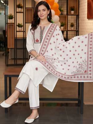 women ethnic motifs embroidered regular thread work cotton kurta with trousers & with dupatta 5