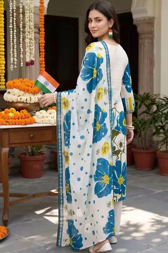 women floral printed regular cotton kurta with trousers & with dupatta