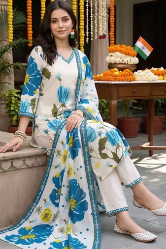 women floral printed regular cotton kurta with trousers & with dupatta