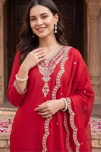 women ethnic motifs embroidered regular liva kurta with trousers & with dupatta