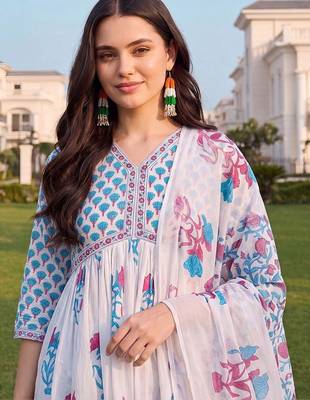 women floral printed empire cotton kurta with trousers & with dupatta 2