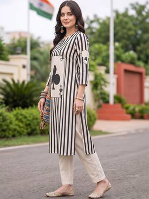 women printed regular cotton kurta with trousers 3