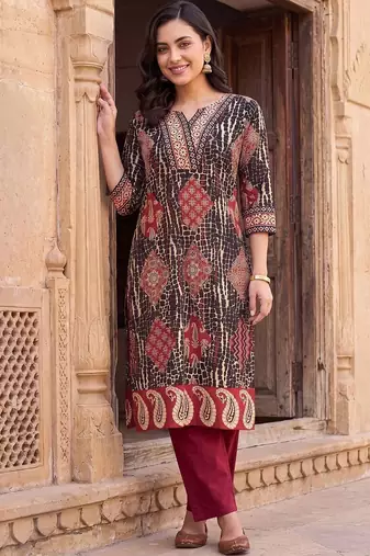 women ethnic motifs printed regular cotton kurta with trousers
