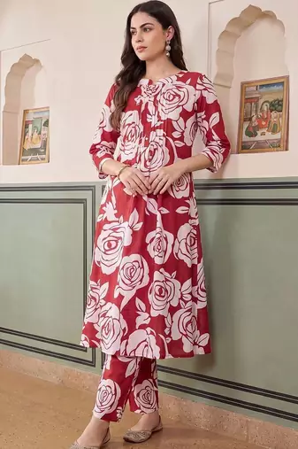 women floral printed regular cotton kurta with trousers