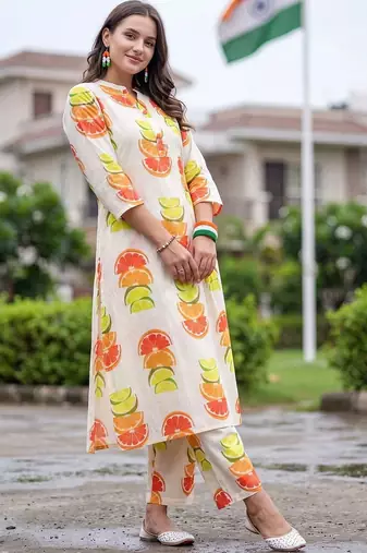 women printed regular cotton kurta with trousers