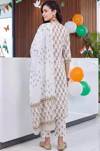 women ethnic motifs printed regular cotton kurta with trousers & with dupatta