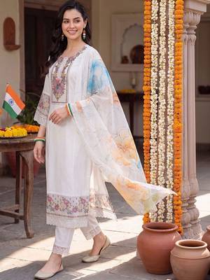 women floral embroidered regular thread work liva kurta with trousers & with dupatta 2