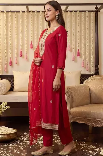 women ethnic motifs embroidered regular thread work kurta with trousers & with dupatta
