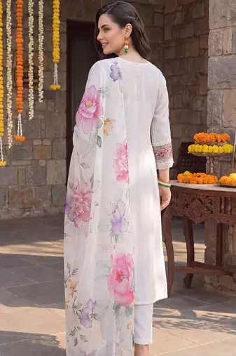 women floral embroidered regular thread work kurta with trousers & with dupatta