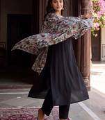 women floral regular thread work kurta with trousers & with dupatta