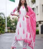 women ethnic motifs printed regular cotton kurta with trousers & with dupatta