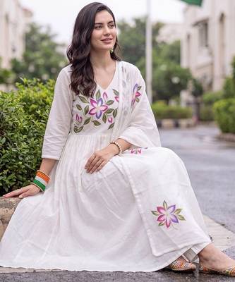 women floral printed empire cotton kurta with trousers & with dupatta 5