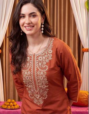 women ethnic motifs embroidered regular thread work liva kurta with trousers & with dupatta 3