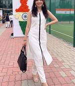 women regular kurta with trousers
