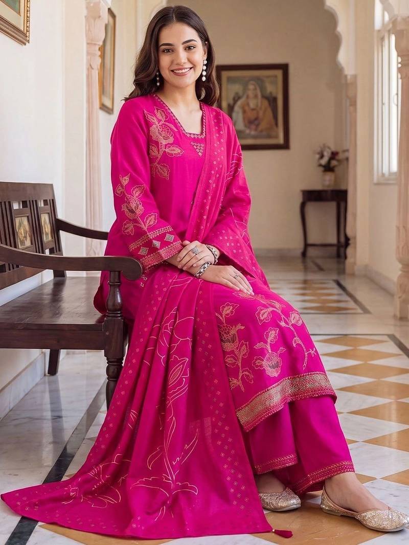 women floral printed regular kurta with palazzos & with dupatta