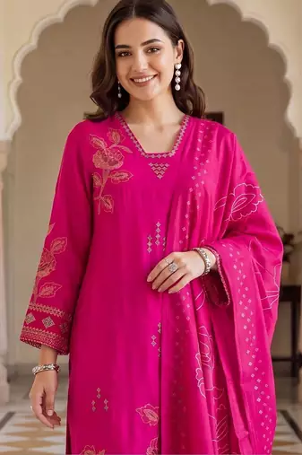 women floral printed regular kurta with palazzos & with dupatta