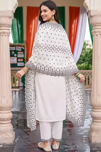 women ethnic motifs printed regular kurta with trousers & with dupatta