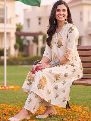 women floral printed regular cotton kurta with palazzos 1