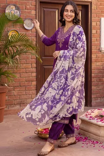 women ethnic motifs embroidered regular thread work kurta with trousers & with dupatta