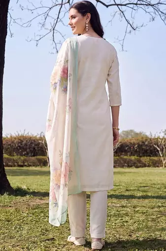 women floral embroidered regular thread work kurta with trousers & with dupatta
